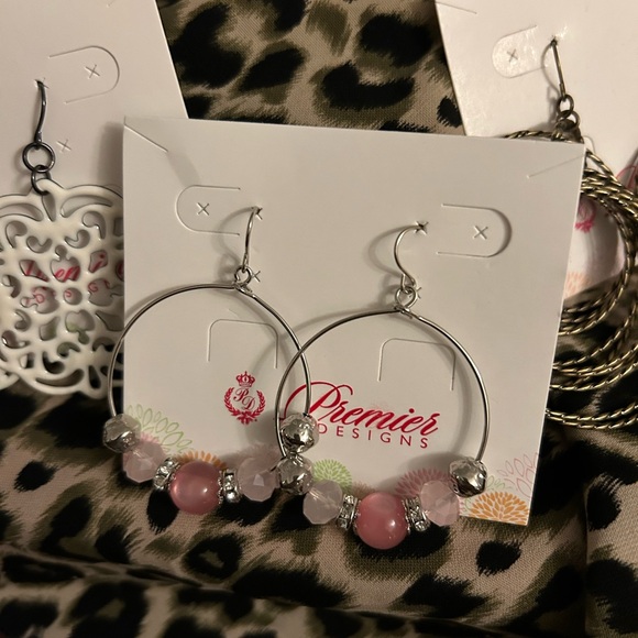 4 Pair NEW Stylish Earrings by Premier Designs - Picture 4 of 6